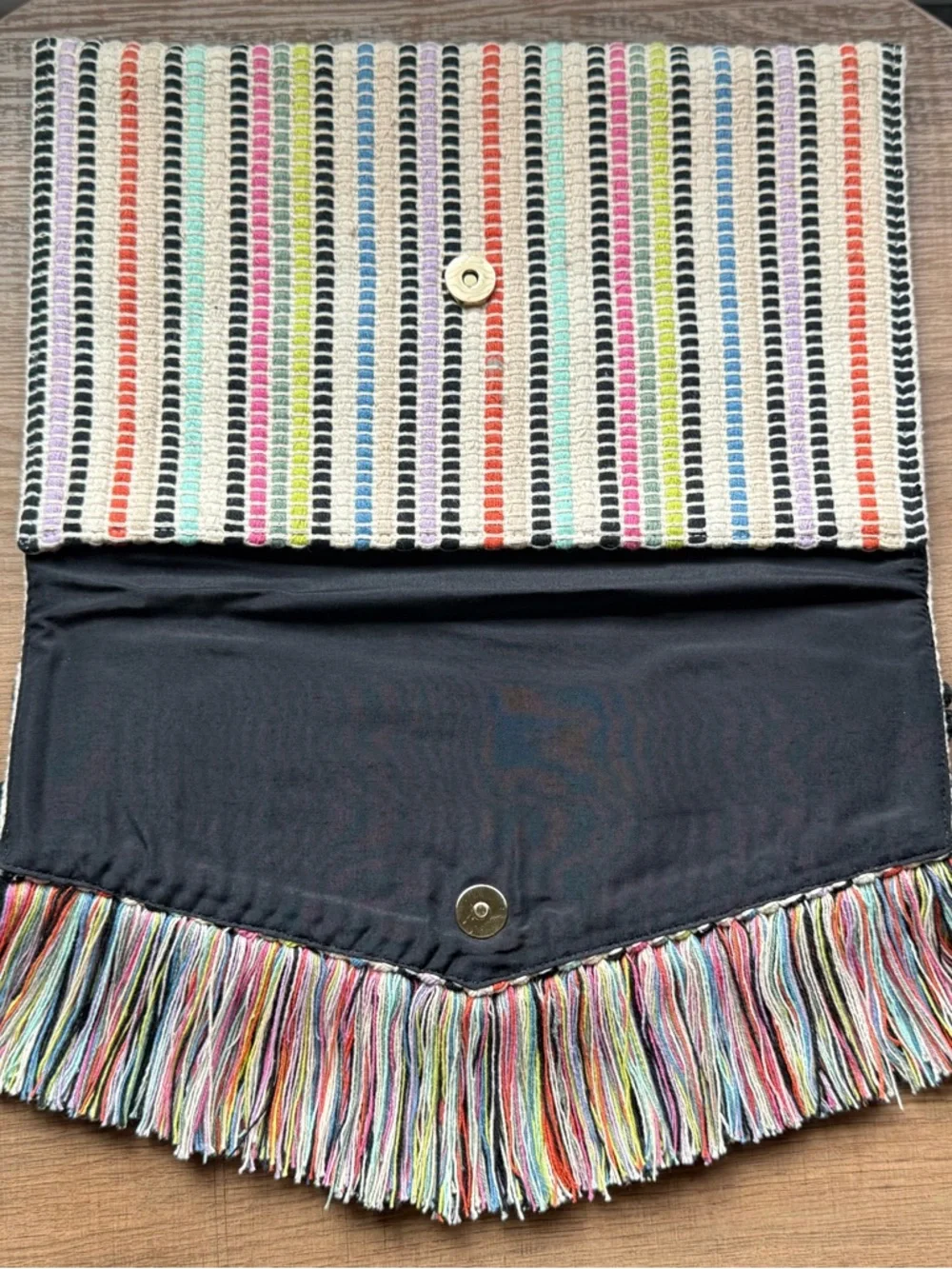 🧸 Stella & Dot | NWOT • RARE Taj Rainbow Macrame Clutch